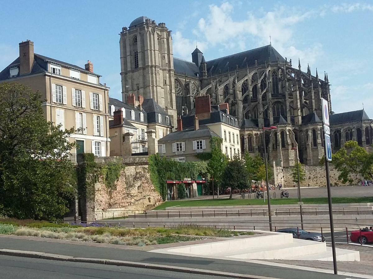 Les Tulipiers, Parking Securise, Lit Queen-Size, Le Port Du Mans Le Mans Exteriör bild