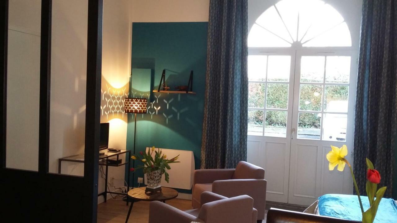 Les Tulipiers, Parking Securise, Lit Queen-Size, Le Port Du Mans Le Mans Exteriör bild